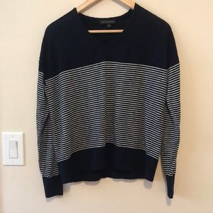 Banana Republic Light Sweater